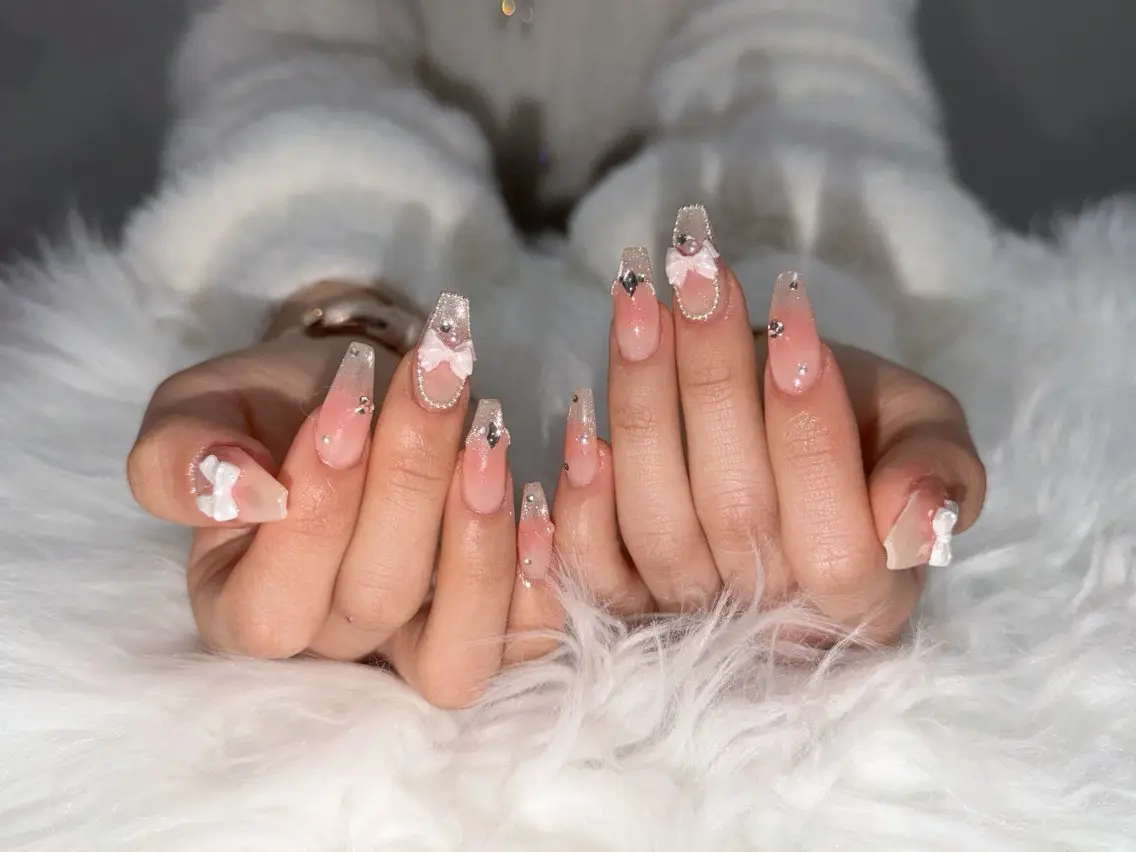 ネイル ハンドネイル BERA NAILSのネイルデザイン