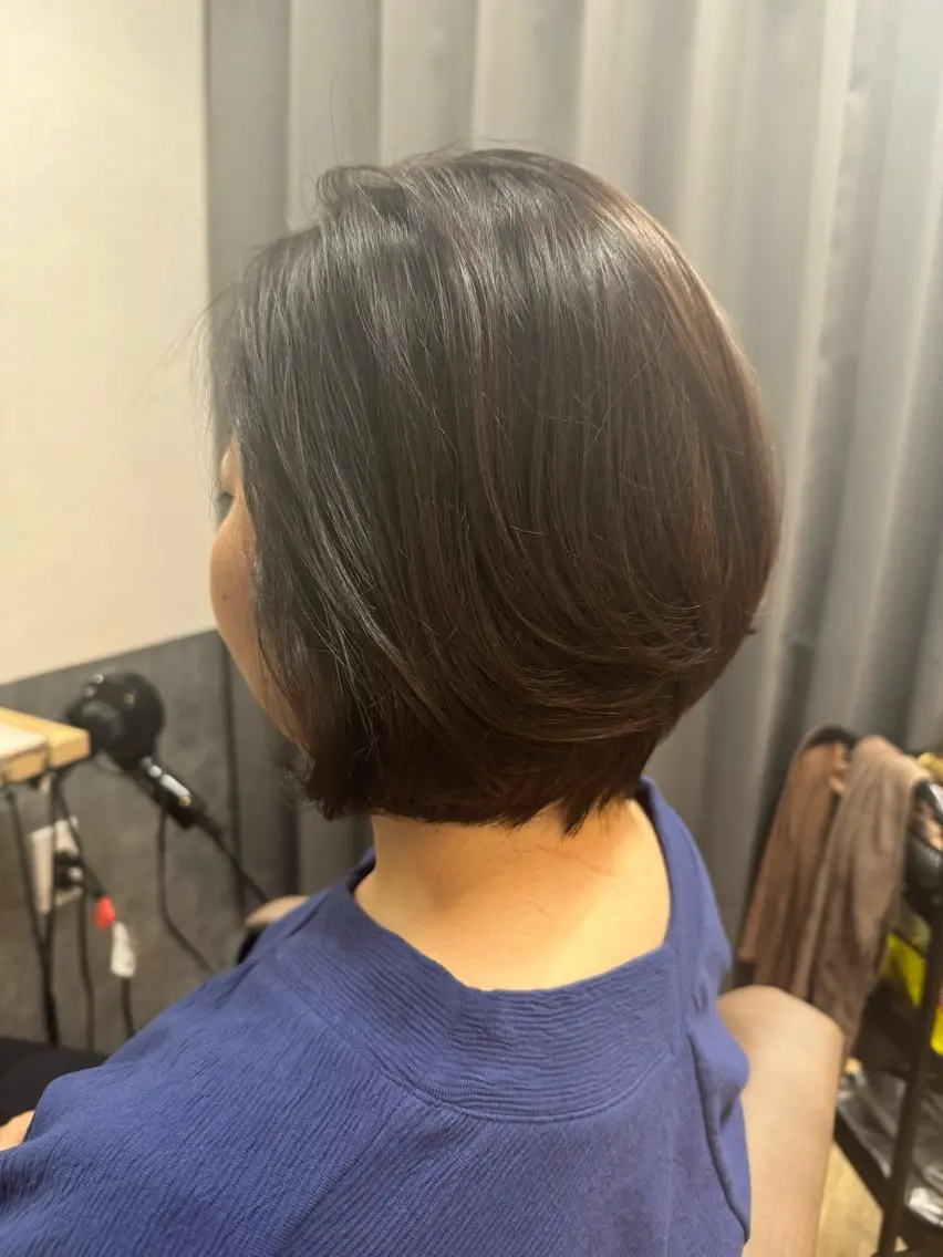 ミディアム カラー ボブレイヤー ボブ レイヤーカット reeed konnoのヘアスタイル