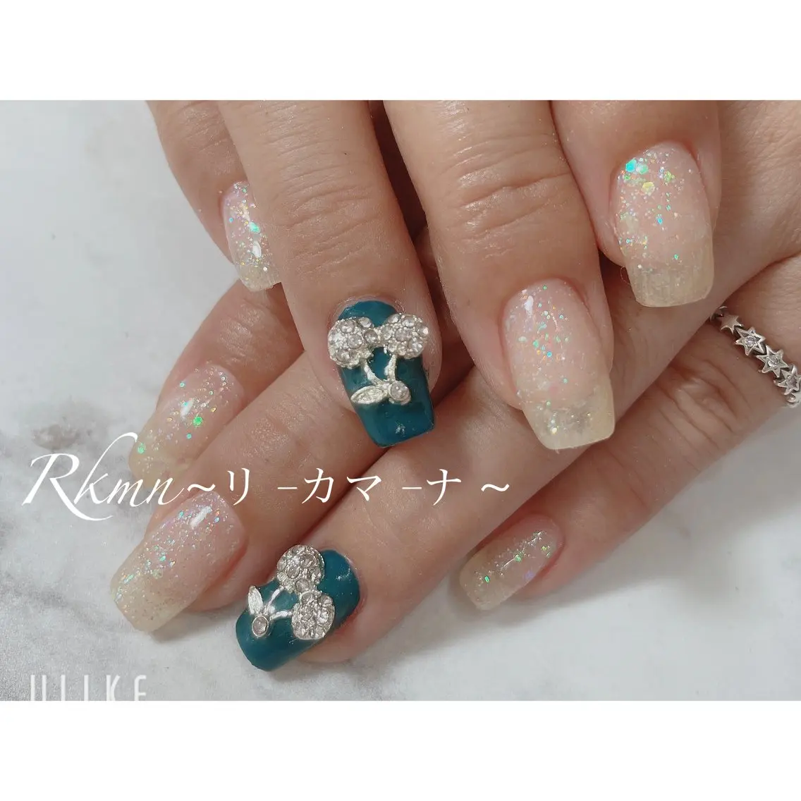 ネイル アートネイル ホログラムネイル ラメ(グリッター) 春ネイル ハンドネイル フットネイル ハンドケア Rkmn ~リ-カマ-ナ~のネイルデザイン