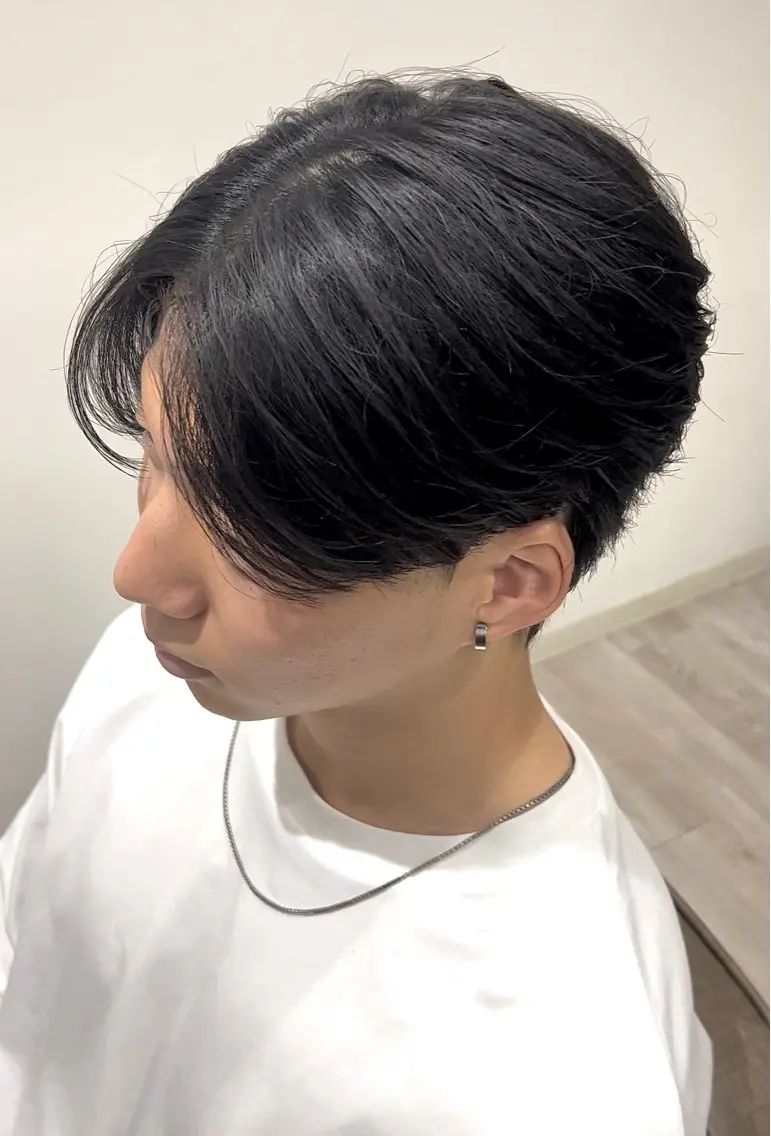 パーマ メンズ メンズパーマ 刈り上げ ニュアンスパーマ 奥村 悠晏のヘアスタイル