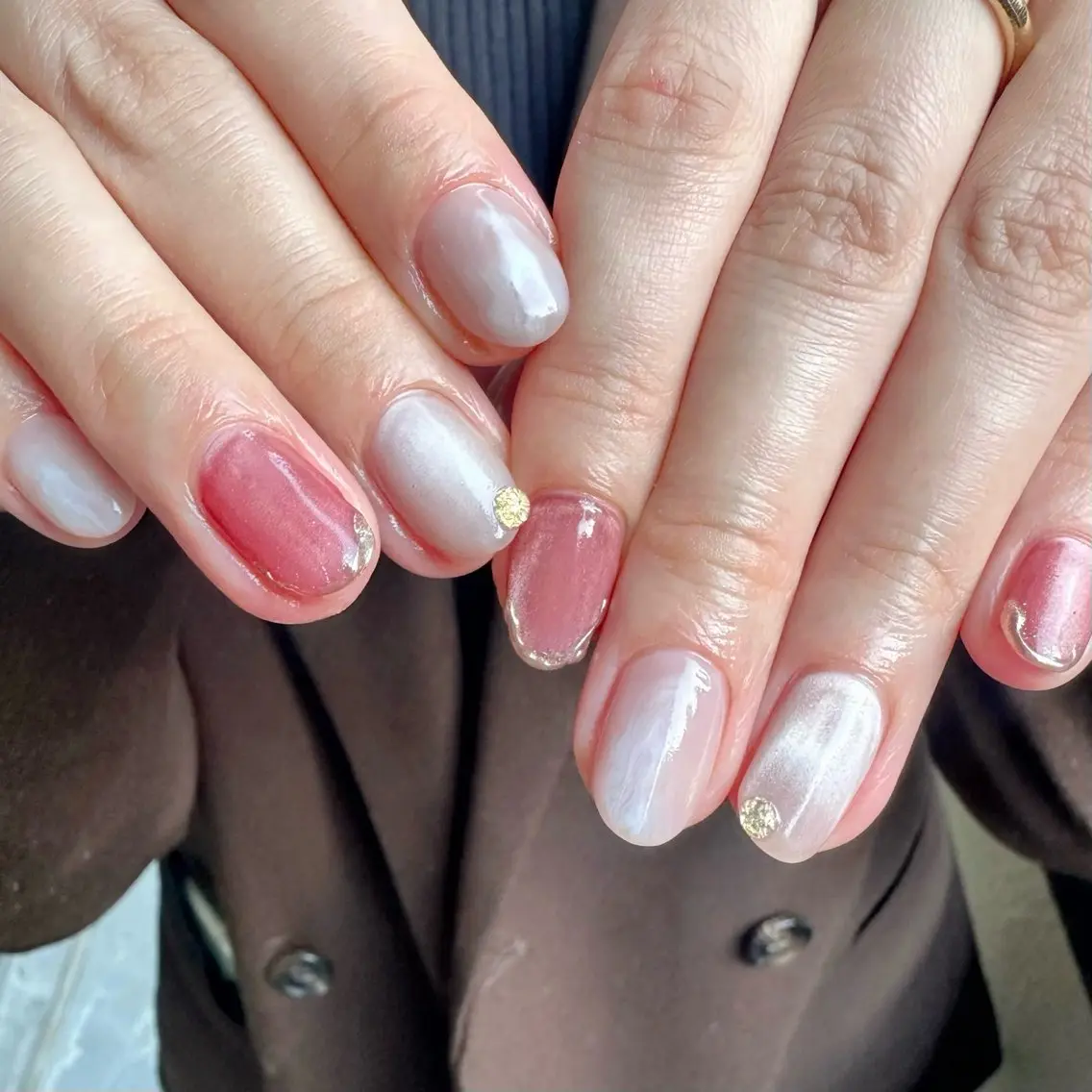 ネイル 氷ネイル・うるうるネイル 韓国ネイル ミラーネイル ニュアンスネイル ぷっくりネイル 🪞KAPE NAIL 🪞のネイルデザイン