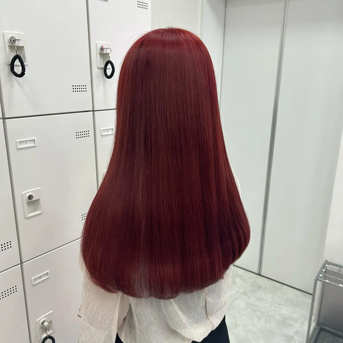 セミロング カラー ヘアアレンジ ヘアカラー トリートメント mai🍑暖色カラー /レイヤー💖のヘアスタイル