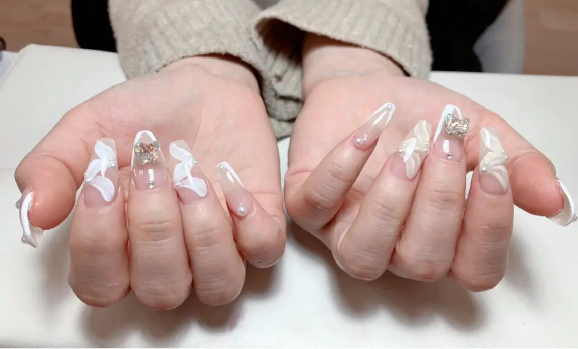 ネイル 長さ出し ジェルネイル 持ち込み ハンドネイル Bél Nail salonのネイルデザイン
