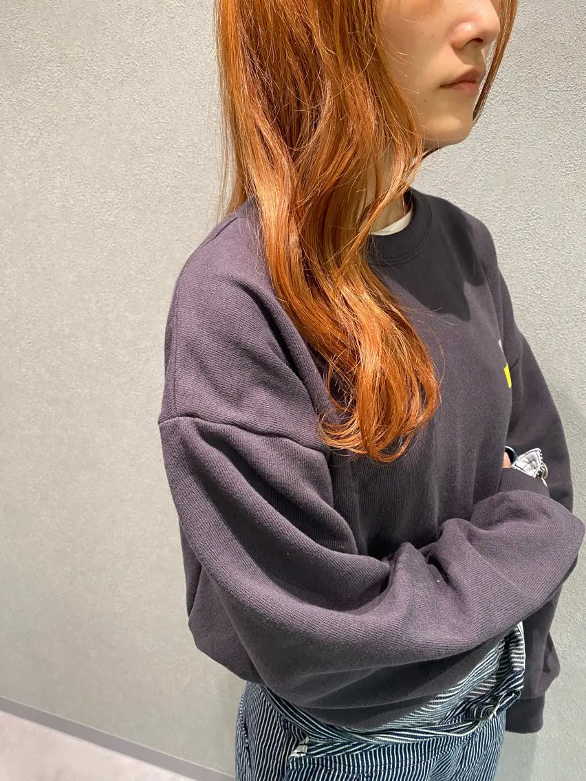 ロング カラー ベージュカラー ブリーチ オレンジ オレンジベージュ Chouette .ayakaのヘアスタイル