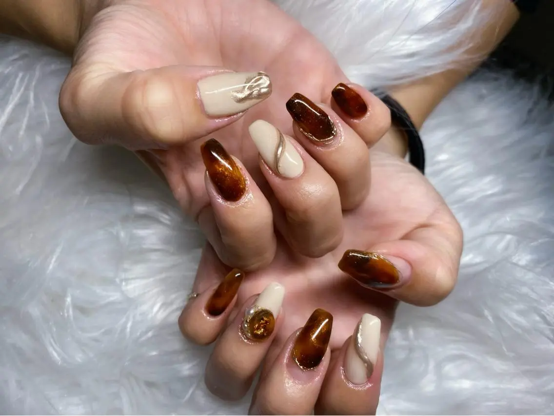 ネイル べっ甲ネイル Era nailのネイルデザイン