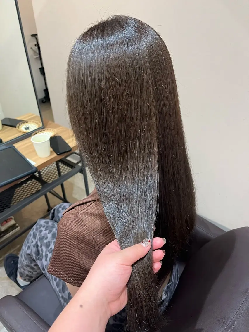 カラー 🎀韓国レイヤー/ 🫧透明感カラーのヘアスタイル