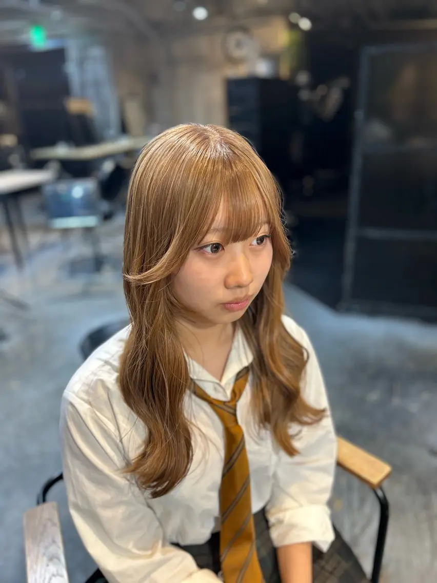 📣新生活応援👩🎓【💎ミニモ学割💎】ブリーチ1回(リタッチも可能)➕オンカラー🥣ロング料金かかりません🫧の写真