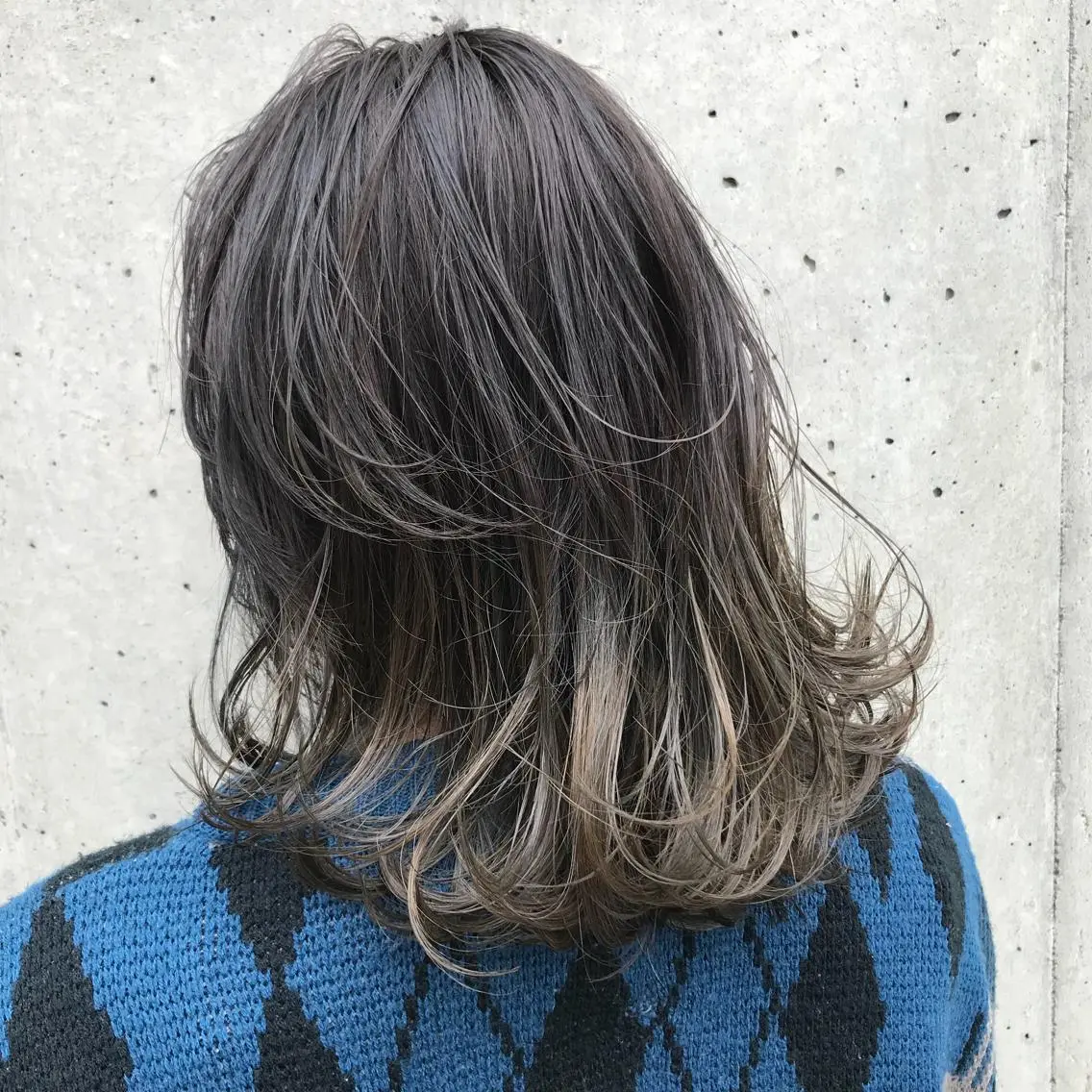 セミロング カラー ヘアアレンジ アッシュ グラデーションカラー 韓国レイヤーカット 🧸ベージュカラーのヘアスタイル