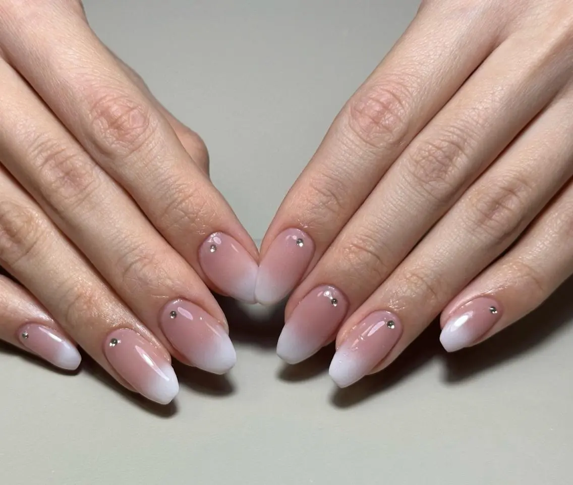 ネイル ハンドネイル 🎀 Ayaka_nailのネイルデザイン