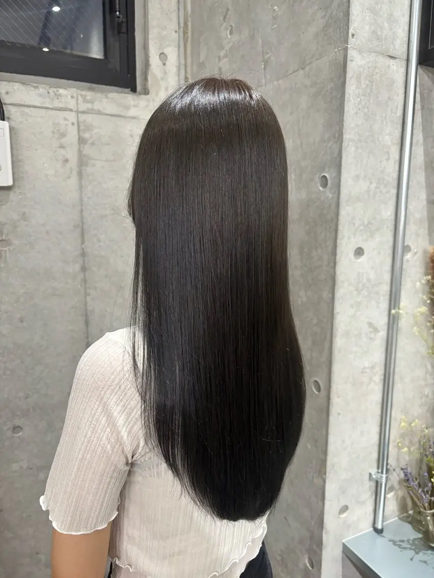 ロング カラー 透明感カラー グレージュ オリーブグレージュ オリーブグレー ヘアカラー maika (^^)。.:*☆のヘアスタイル