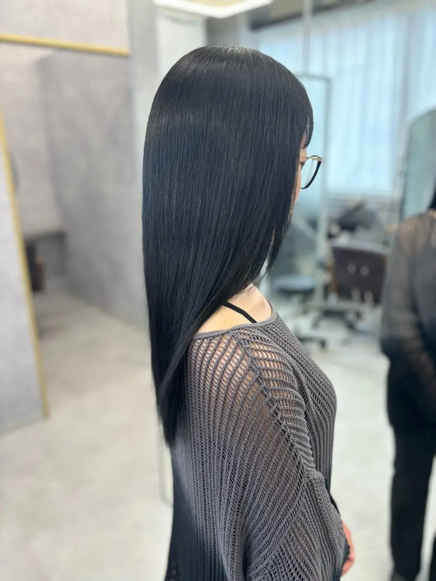 セミロング トリートメント カット 縮毛矯正 NUMBER 天王寺YUYAのヘアスタイル