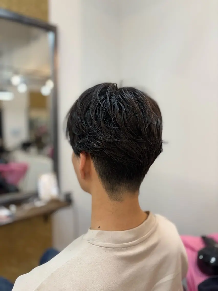 ショート パーマ メンズ カット ヘアカラー メンズカットモデル 募集🚹✨荒井雛子のヘアスタイル
