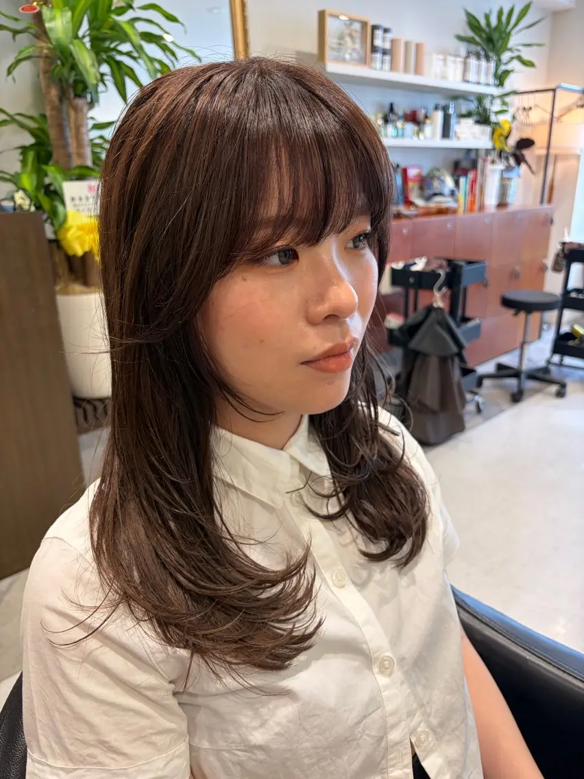 セミロング 髪質改善 レイヤーカット 小顔カット トリートメント カット ヘアカラー トリートメント 銀座/髪質改善/ 艶感カラー/岸田佳祐のヘアスタイル