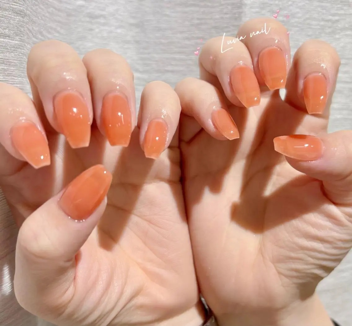 ネイル ハンドネイル 🎀Luvia ワンホンネイル💫のネイルデザイン