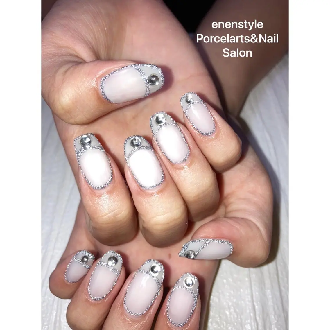 ミディアム ネイル ハンドネイル 🐾enen style 🐾のネイルデザイン