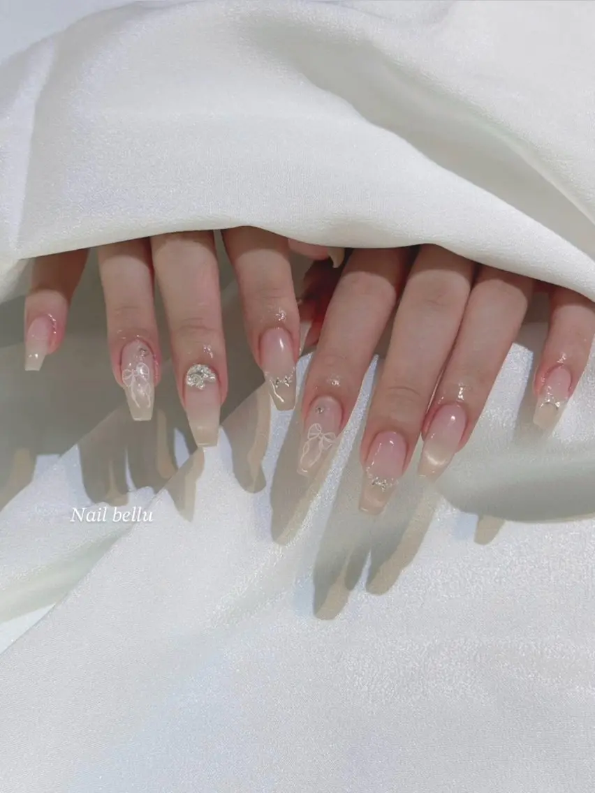 ネイル グラデーション マグネットネイル ハンドネイル 韓国・ワンホンネイル NAIL BELLUのネイルデザイン