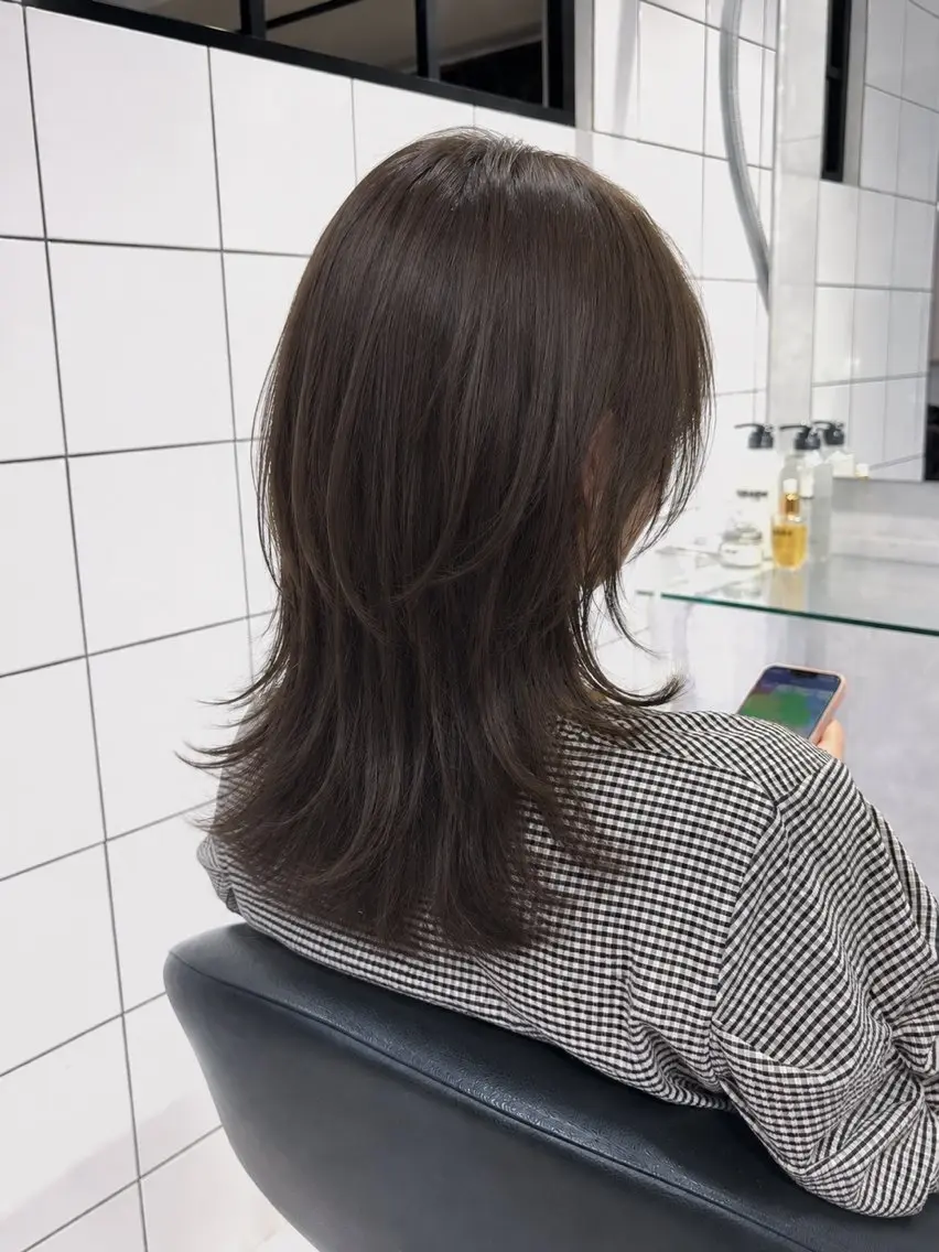 ミディアム カット トリートメント 透明感カラー艶髪💖 レイヤーJunyaのヘアスタイル