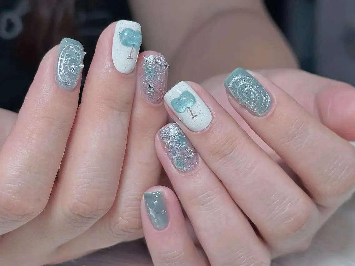 ネイル メンズ メンズ韓国風 アートネイル オーロラネイル チークネイル 長さ出し ハンドネイル ハンドケア 🦋new Nail🦋ニノのネイルデザイン