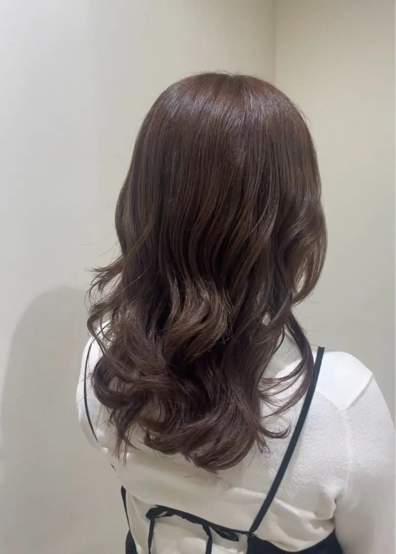 セミロング カラー 山口 陸のヘアスタイル