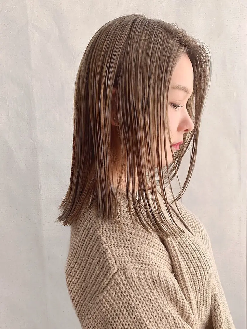 ミディアム カット トリートメント 浦谷洸成 艶カラー /酸性ストレートのヘアスタイル