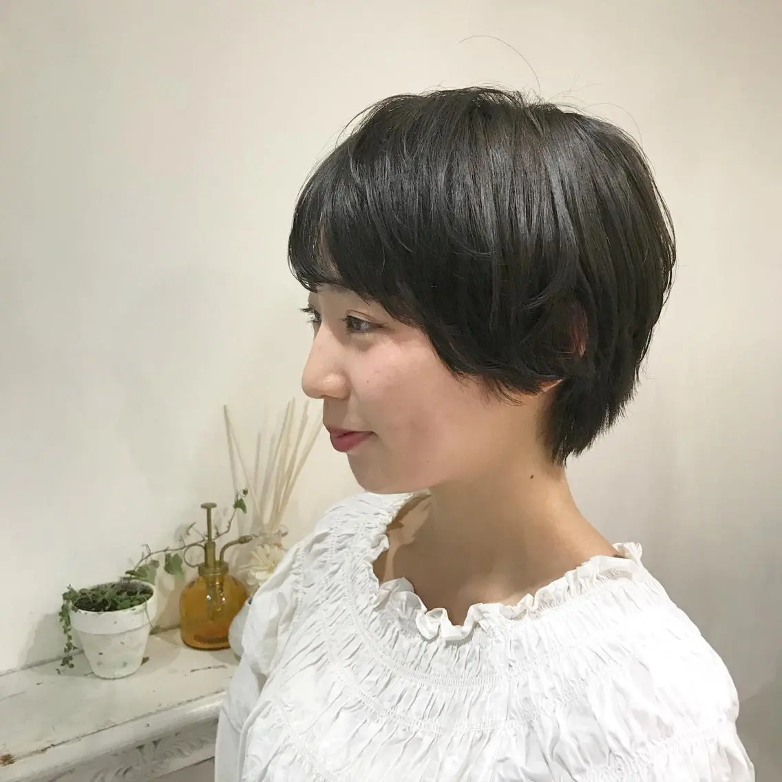 ショート カラー ヘアカラー トリートメント レイヤー/顔周り /AKARIのヘアスタイル