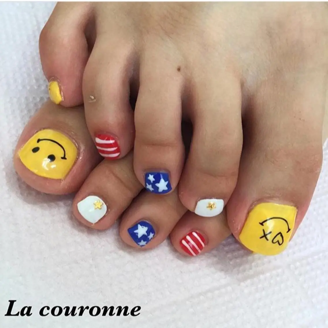 ネイル Lacouronne NATSUMIのネイルデザイン