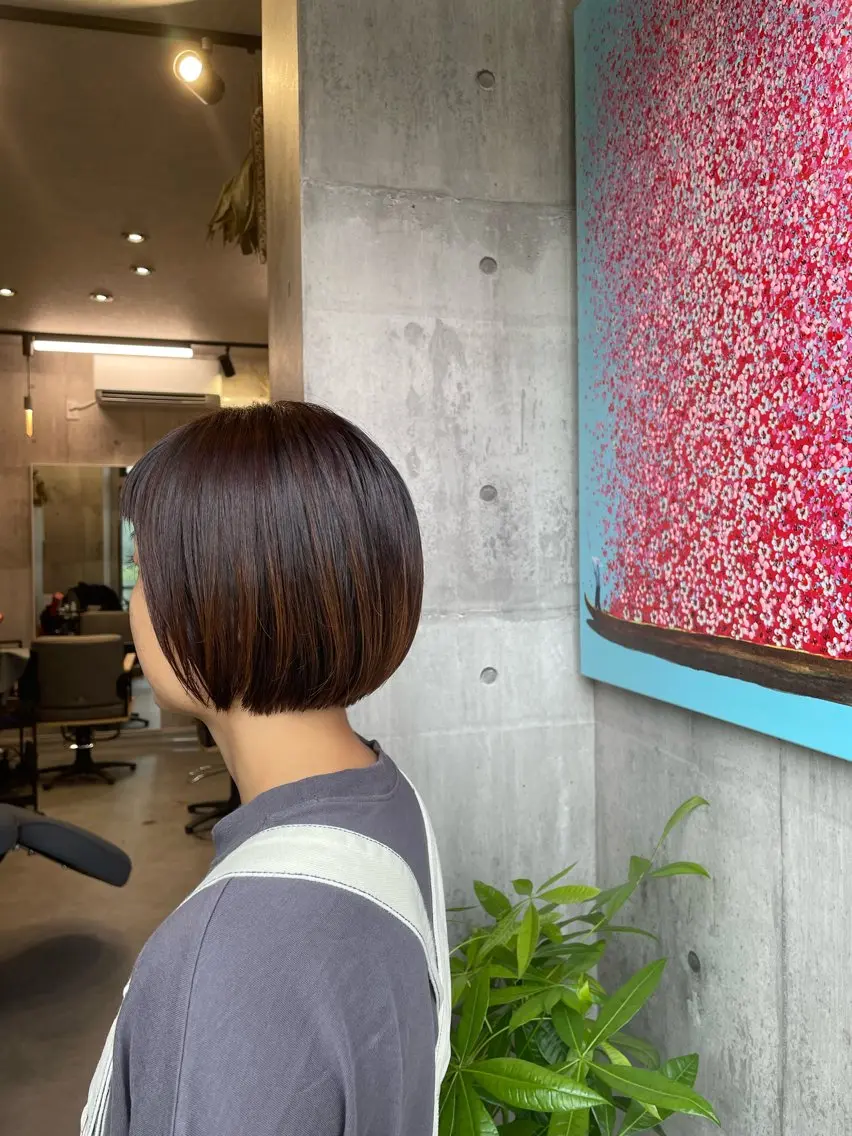 ショート カラー okaPPachan 🍇AKINA🍇のヘアスタイル