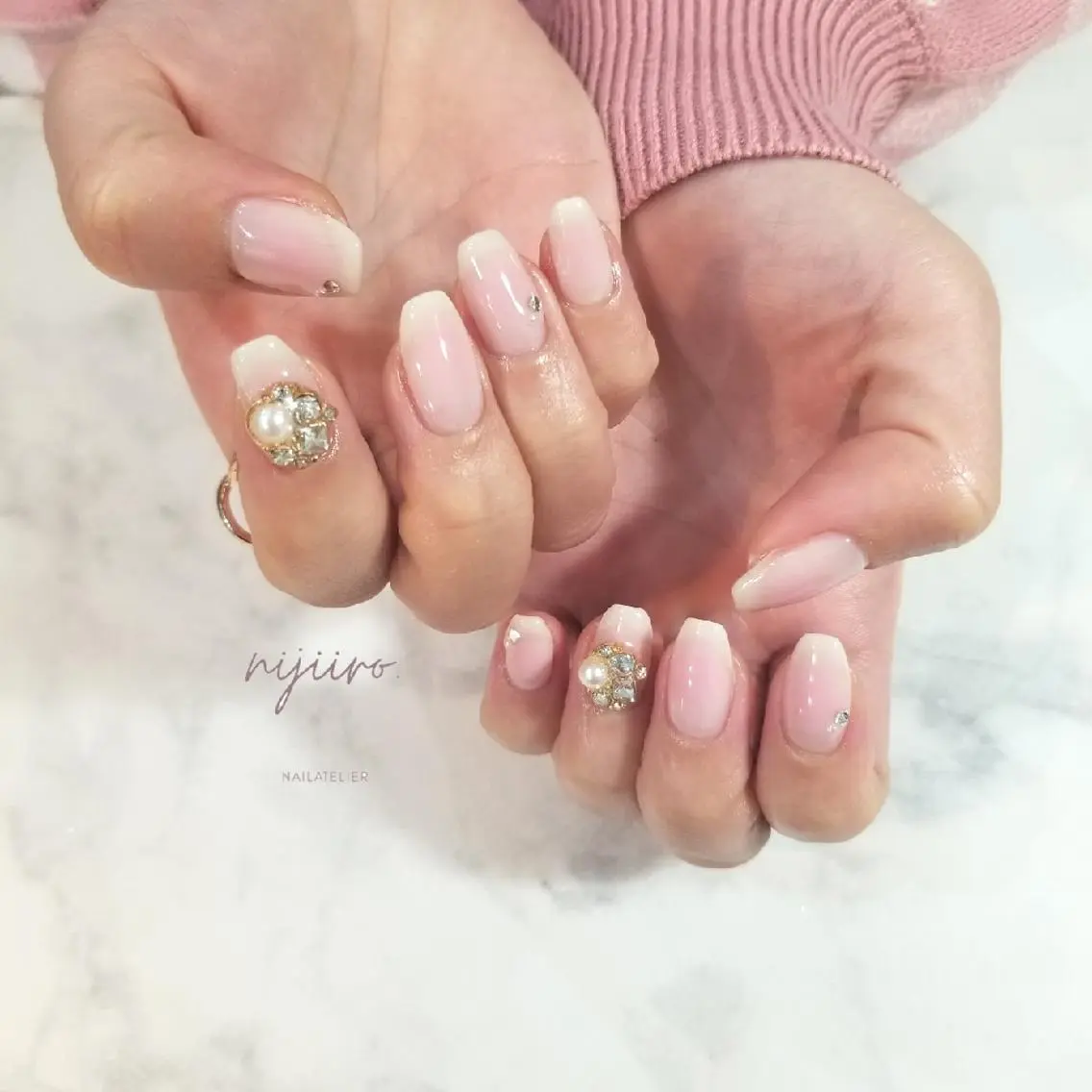 ネイル ワンホンネイル ハンドネイル nijiiro🌈 サトウのネイルデザイン