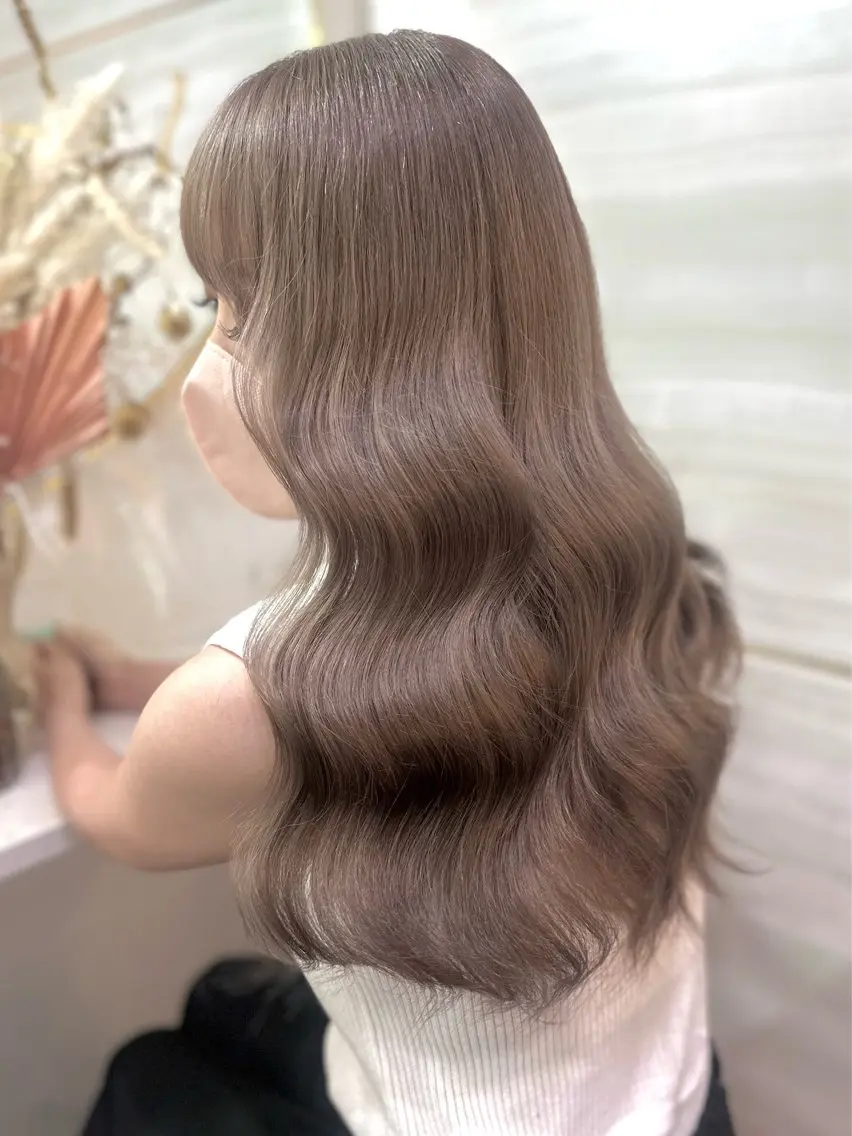 ロング くびれヘア 顔周りカット ヨシンモリ 韓国風ヘア レイヤーカット ヘアカラー トリートメント 🦋高瀬寛菜🦋 韓国レイヤーのヘアスタイル