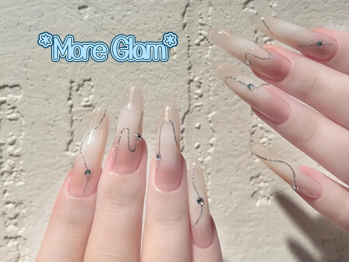 ネイル MoreGlam Nailsのネイルデザイン