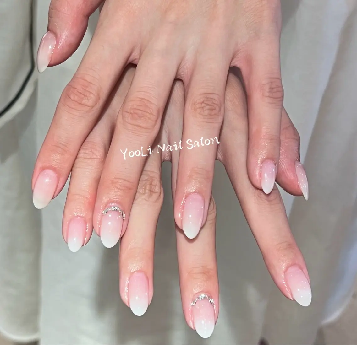 ネイル アートネイル オーロラネイル チークネイル フレンチネイル ガラスフレンチ ハンドネイル 🎀🎀YooLi Nail Salonのネイルデザイン