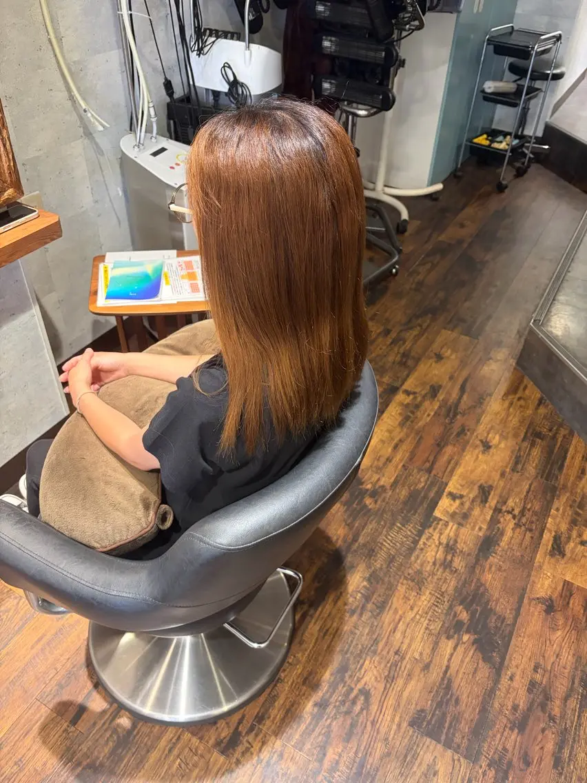 ミディアム 縮毛矯正 ✨矯正口コミ4.9✨ 歴21年代表ヨシアキのヘアスタイル