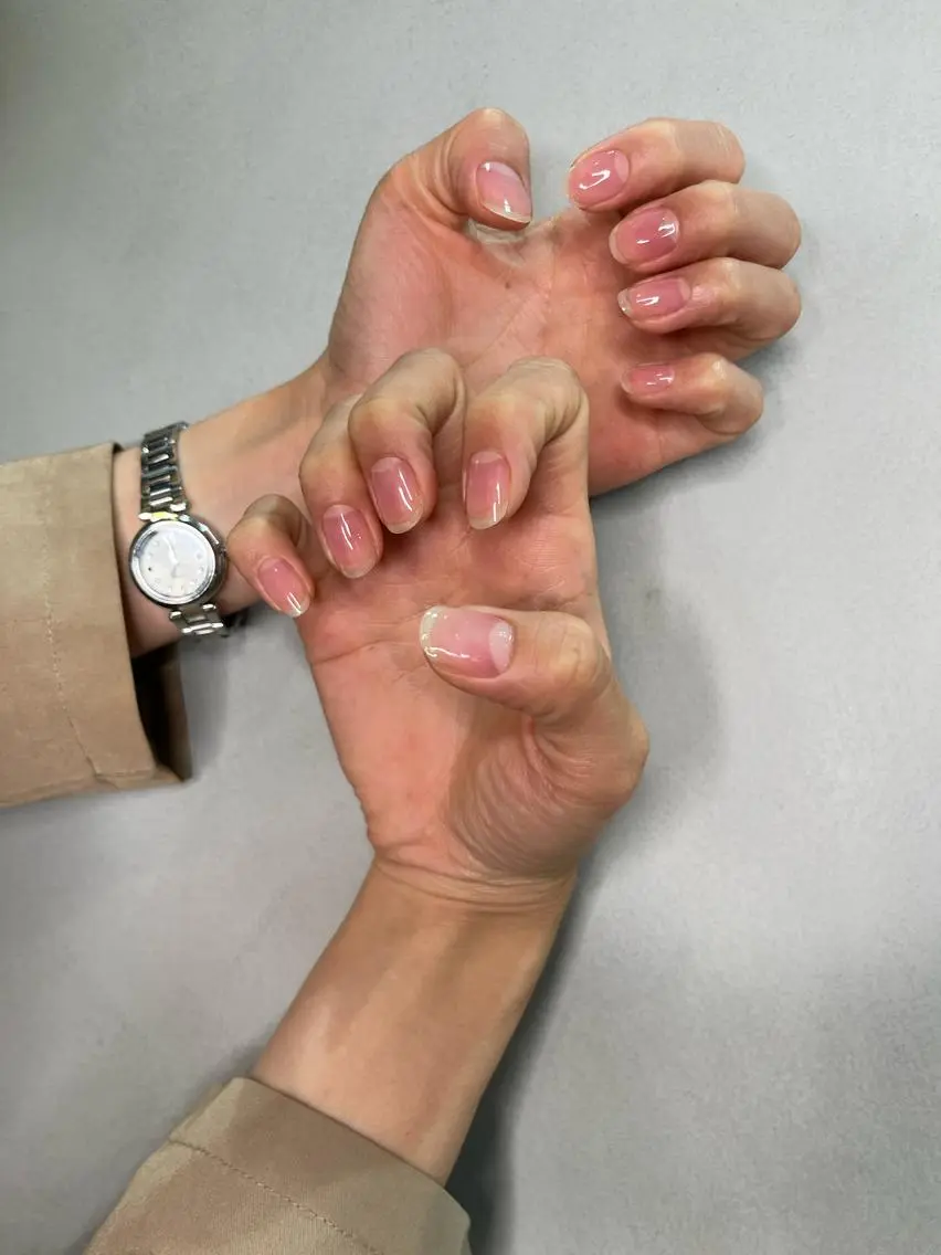 男性もOK🙆♂️爪形整+ウォーターケア+表面磨き+スクラブトリートメント+ベースコートのセットになります⭐︎の写真