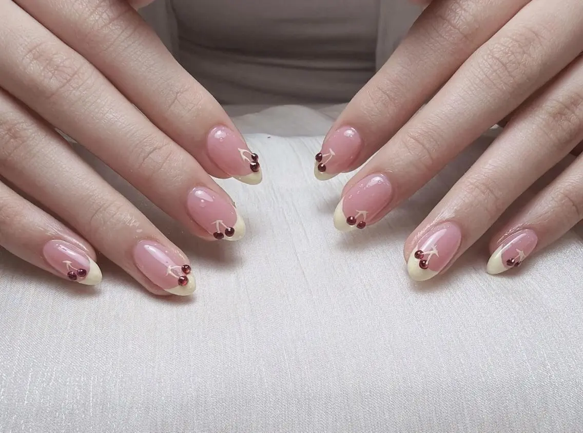 ネイル ハンドネイル ハンドケア MoonNail ナナのネイルデザイン