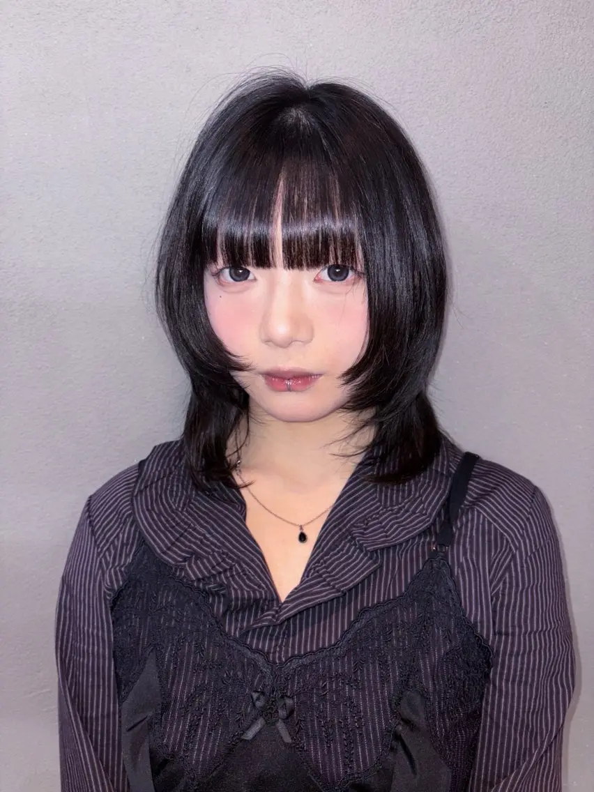 ⭐️小顔見せカット モデル様料金¥3,000でご案内しております! ⭐︎+土日1500円 レディースからメンズまで!の写真