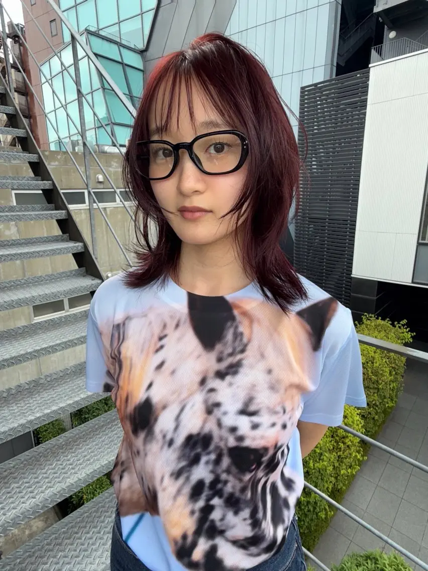 ミディアム ミディアムレイヤー レッドブラウン ボブ 髪質改善 レイヤーカット カット ヘアカラー レイヤーカット\ウル フ　chinatsuのヘアスタイル