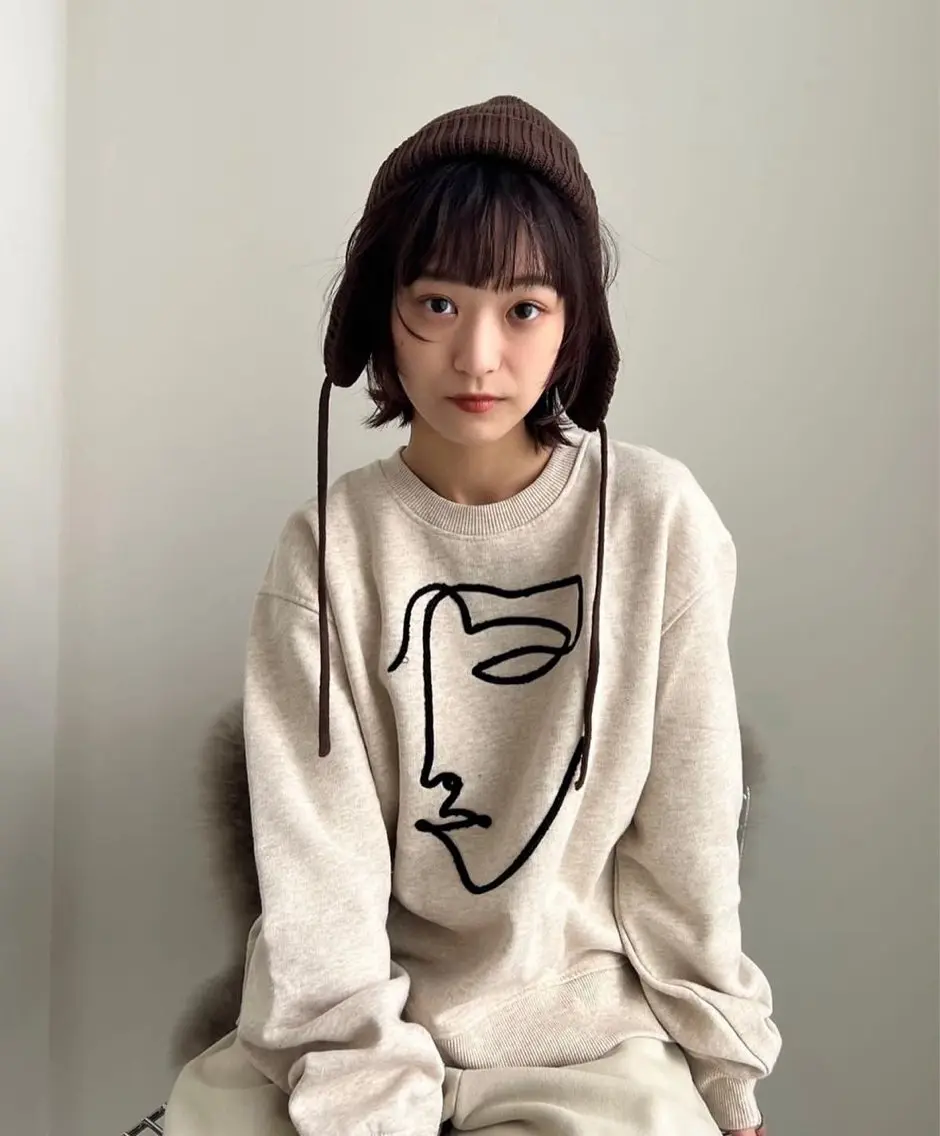 カラー ウエチ モモカのヘアスタイル