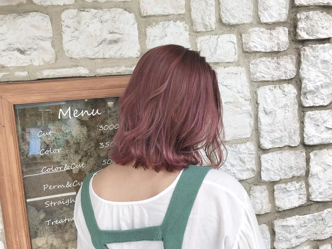 ミディアム カラー パーマ ヘアアレンジ メンズ キッズ ネイル マツエク・マツパ 切りっぱなしボブ ピンクカラー カラーマツエク ボブ ピンク 髪質改善/透明感 OAK兵庫のヘアスタイル
