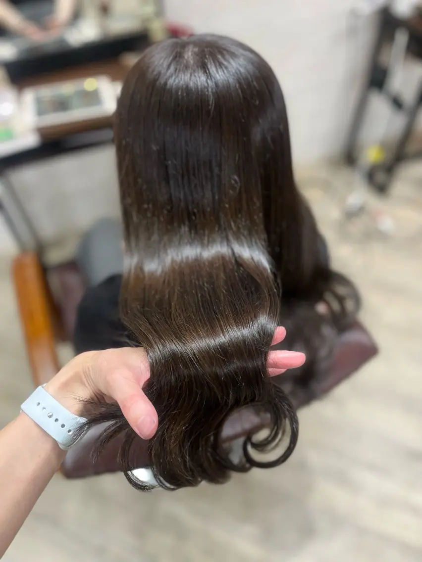 ロング カラー グレージュ オリーブグレージュ オリーブグレー 🫧ぷる艶カラー🫧 Yuubi🦩のヘアスタイル
