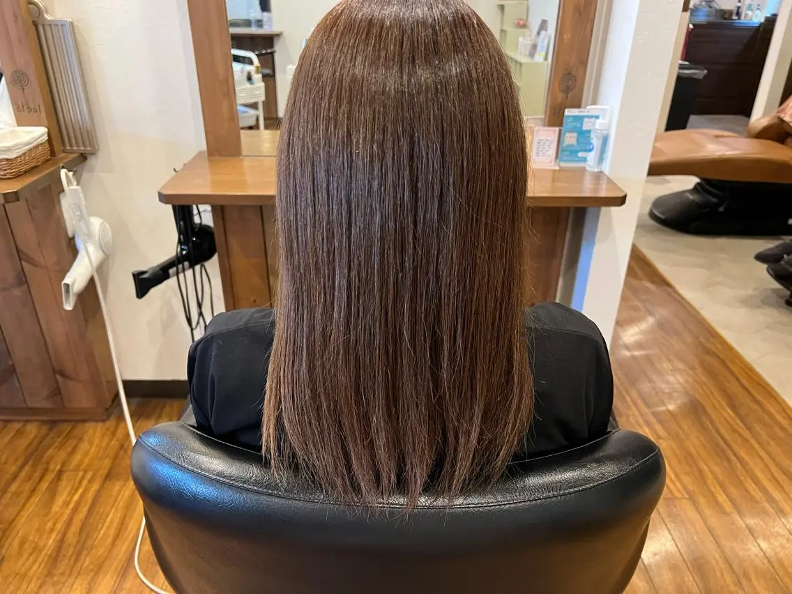 カラー 馬場 麻奈美のヘアスタイル
