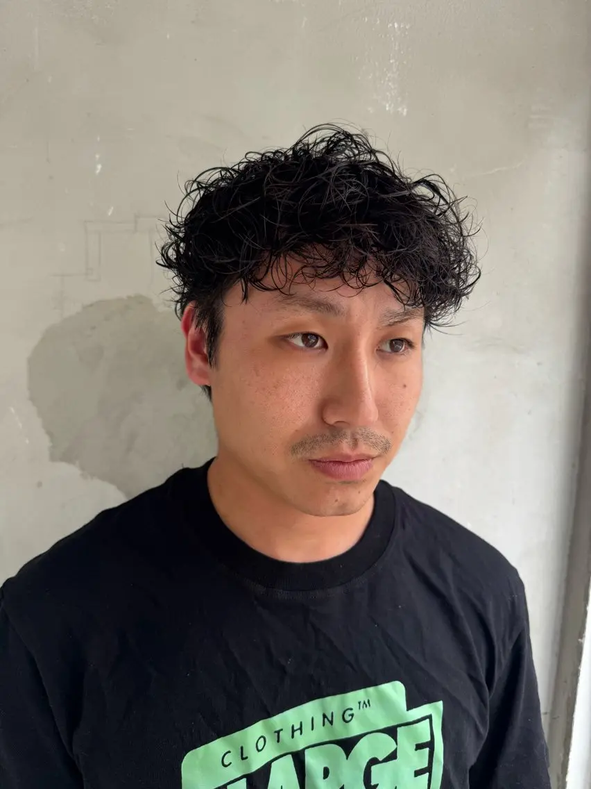 ショート パーマ メンズ マッシュ メンズパーマ 松井 拓未のヘアスタイル
