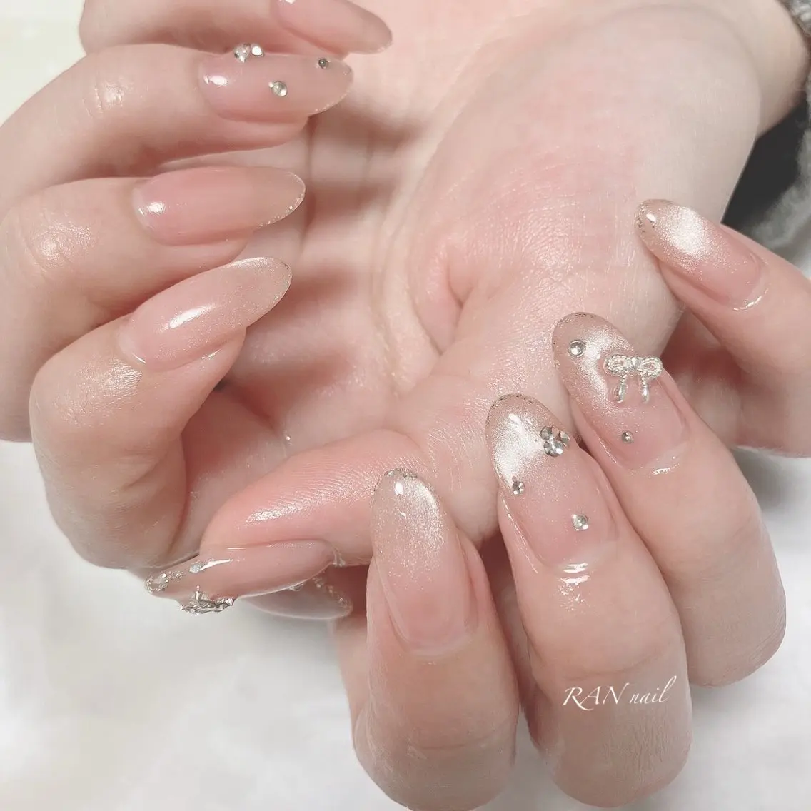 ネイル 成人式 フレンチネイル マグネットネイル マグネットフレンチ 持ち込み ハンドネイル フットネイル RAN nailのネイルデザイン