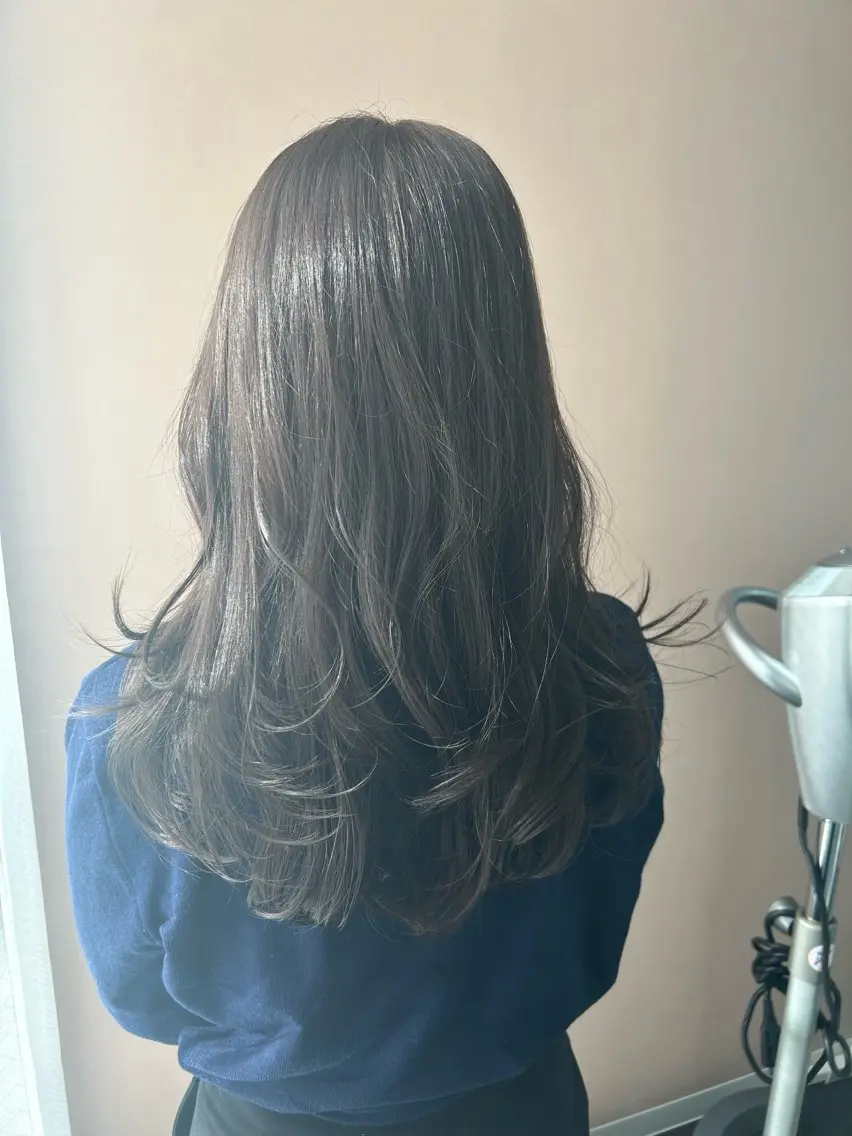 ロング カラー ベージュカラー ショコラベージュ 透明感カラー hubhair レイヤー/透明感のヘアスタイル