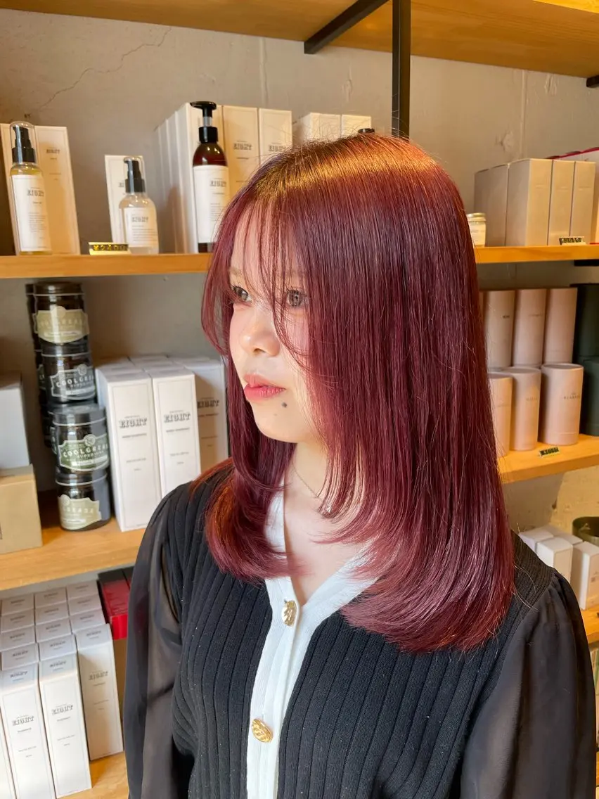 セミロング カット ヘアカラー トリートメント EIGHT サイショ ミズキのヘアスタイル