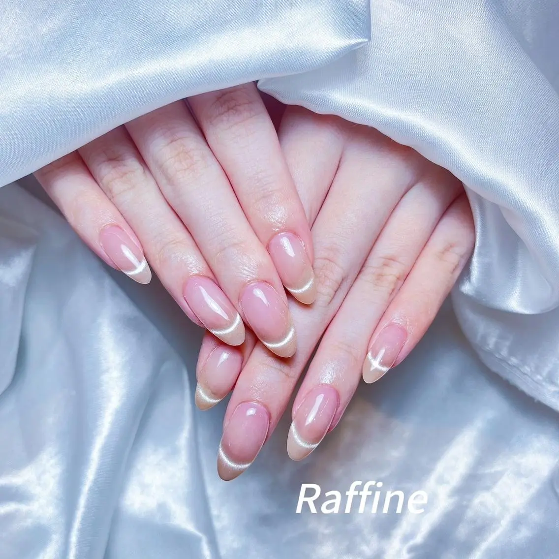 ネイル ハンドネイル RAFFINE haru🦋🩵のネイルデザイン