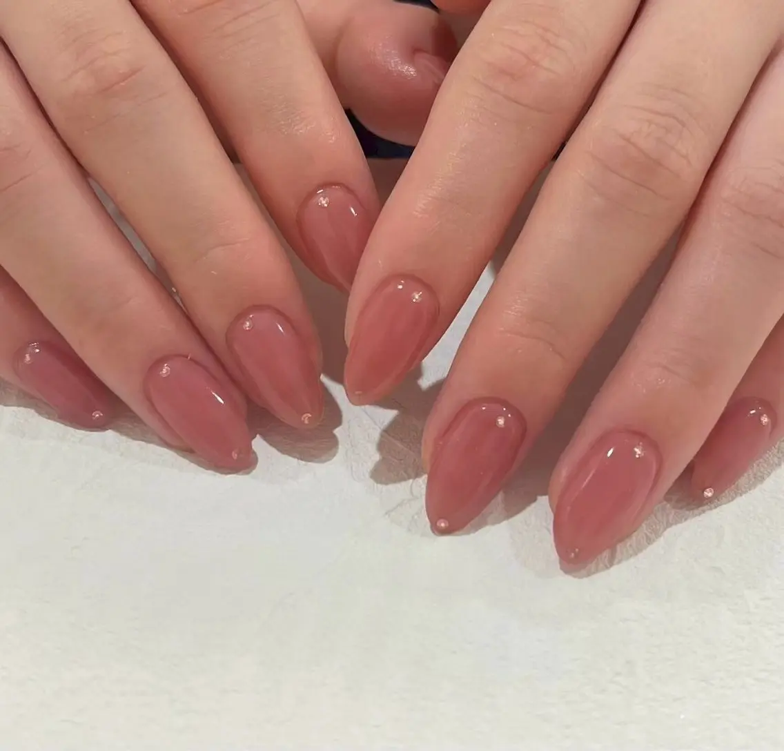 【ミニモ限定✨️】ワンカラー(オフあり)🎀シンプルで可愛いワンカラーネイル💅🏻お好きなカラーお選びいただけます🩷の写真