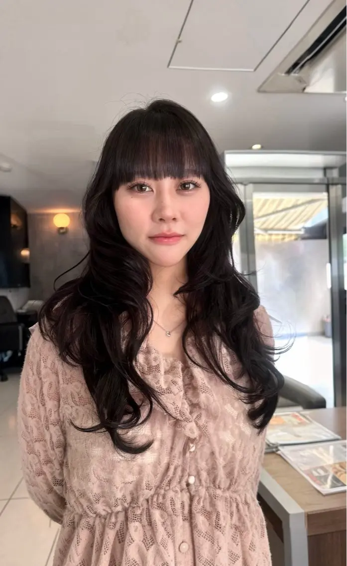 ロング カット ヘアカラー トリートメント 🎀LUNA🎀 レイヤーカット/艶髪のヘアスタイル