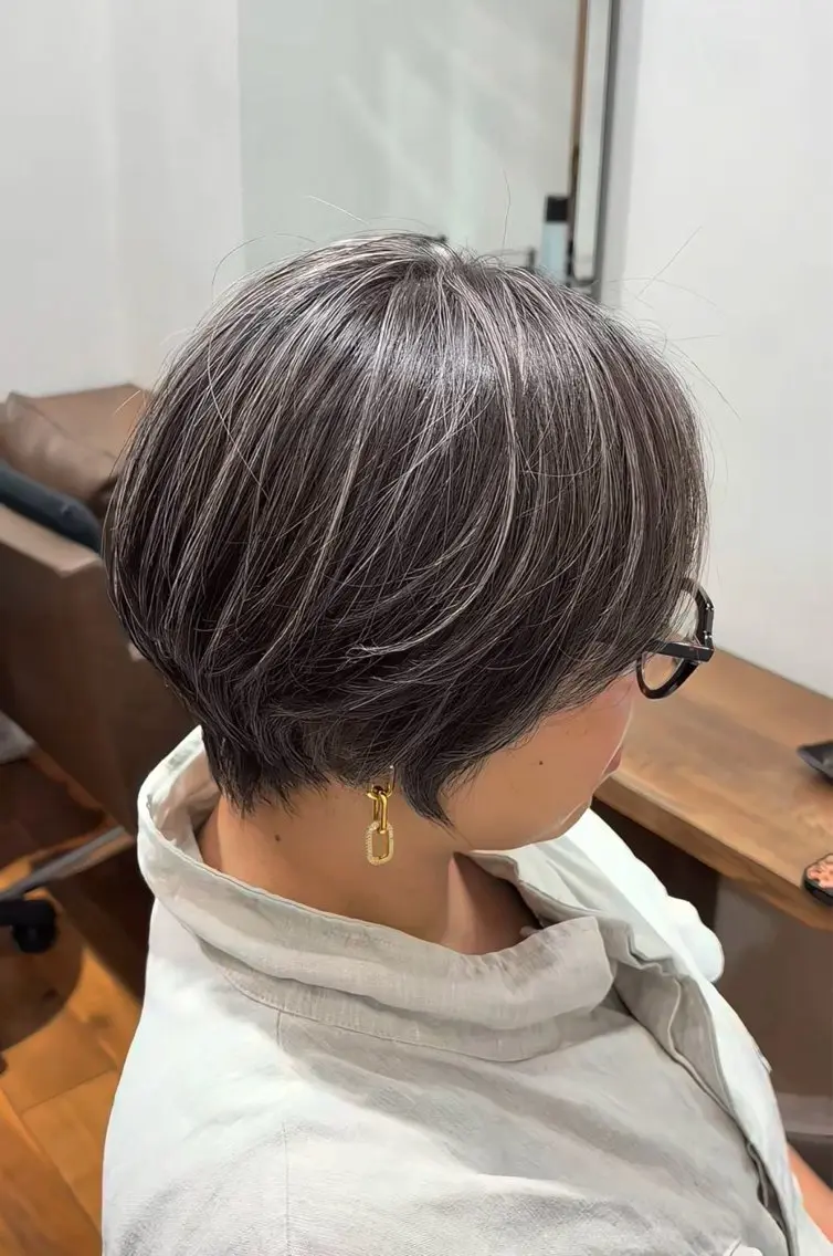 ショート カラー ヘアカラー トリートメント 佐藤優晟/カラー/ 癖毛ショート/表参道のヘアスタイル