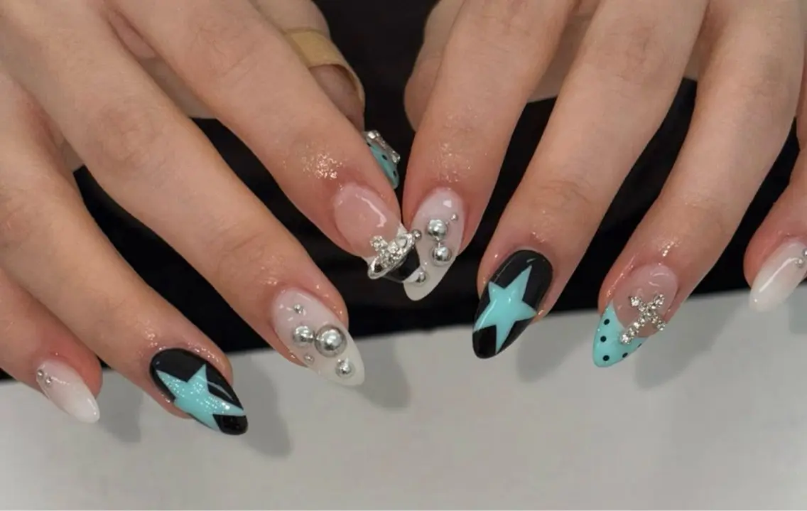 ネイル ハンドネイル LANA NAILのネイルデザイン