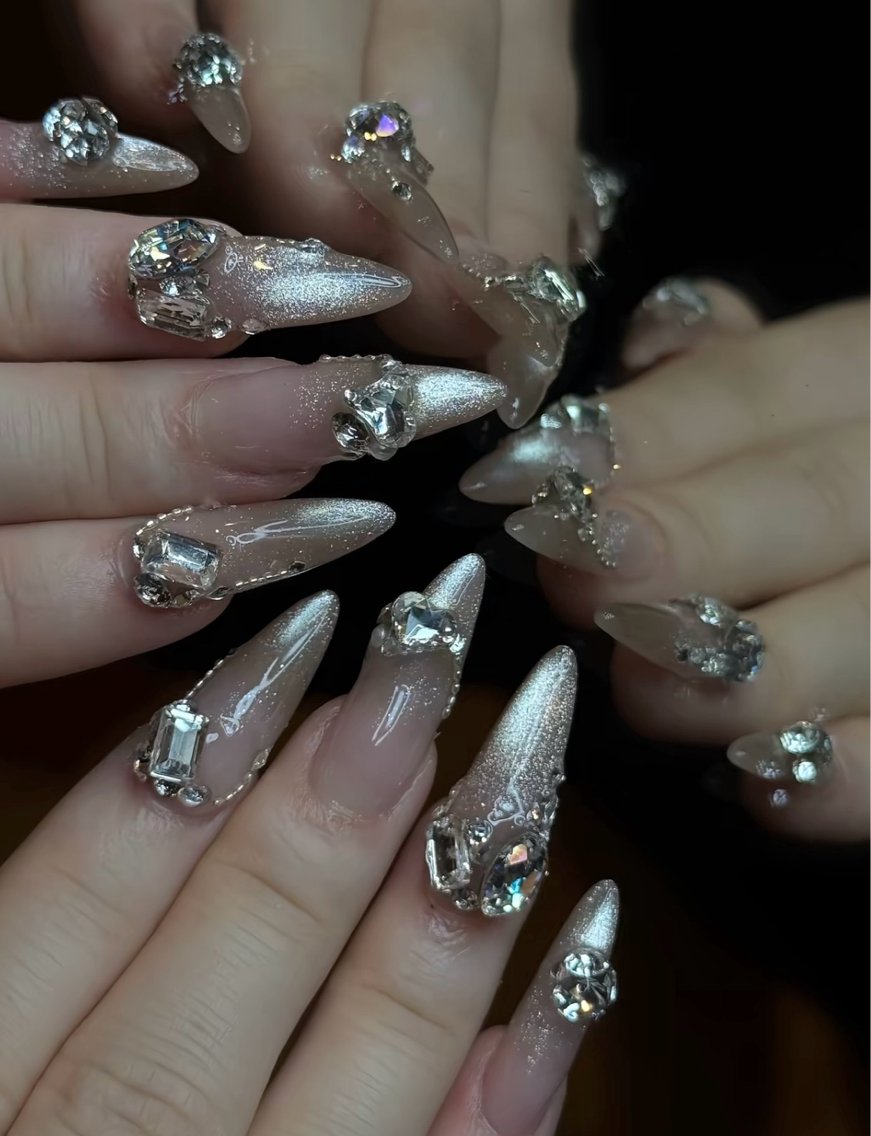 ネイル ハンドネイル NiJi Nailsのネイルデザイン
